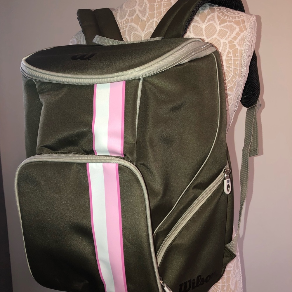 WILSON TENNIS WOMENS TOURING racket back pack
